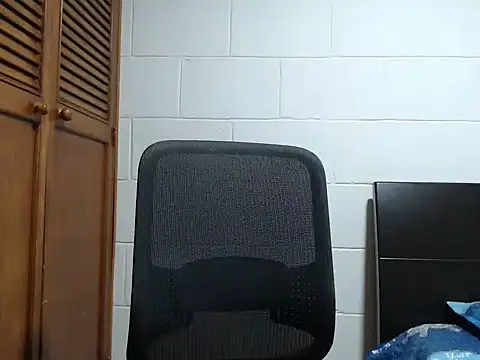 Snapshot of dimitriquiet05 chatting on February 2026 05:12:01 AM dimitriquiet05 online show from February 2026 05:12:01 AM