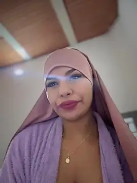 lalilamassu1 online show from November 2025 12:42:01 AM