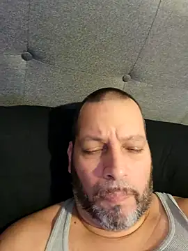 Just2much online show from November 2025 01:34:02 PM