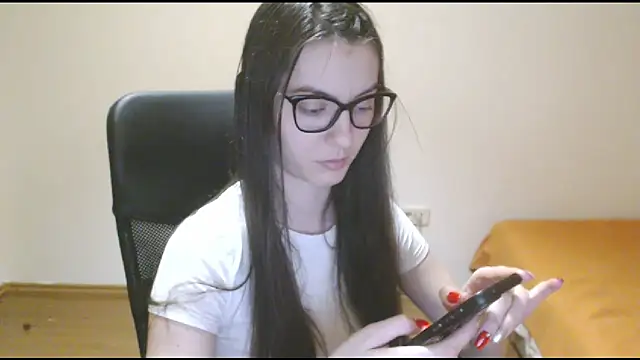 CuteJollie4U online show from February 2025 06:05:02 PM