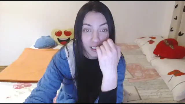 CuteJollie4U online show from March 2026 04:46:02 PM