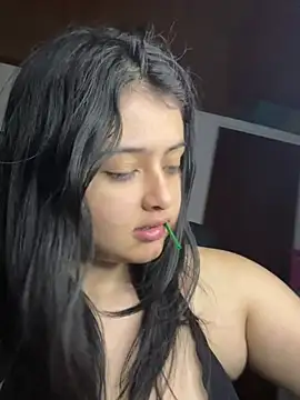 Snapshot of Stephania_18 chatting on February 2025 11:47:02 PM Stephania 18 online show from February 2025 11:47:02 PM