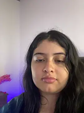 Stephania 18 online show from February 2026 10:14:01 PM