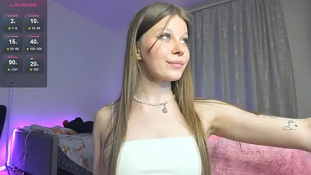  eva queen online show from February 2025 06:48:01 PM