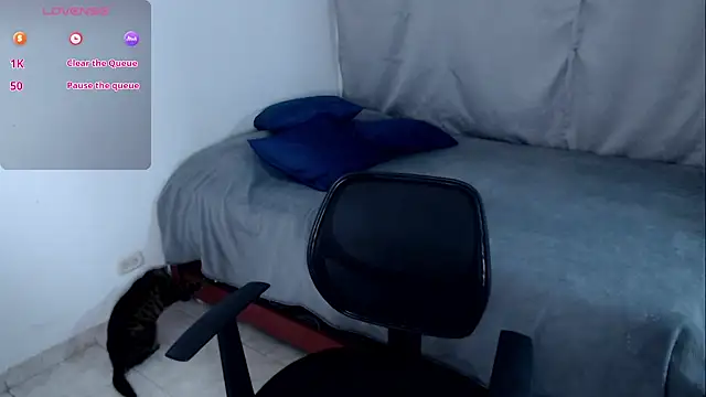 vanne summer  online show from March 2026 12:17:01 AM