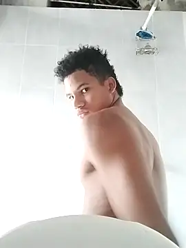 Snapshot of Gutierrez6383 chatting on March 2025 01:14:02 PM Gutierrez6383 online show from March 2025 01:14:02 PM