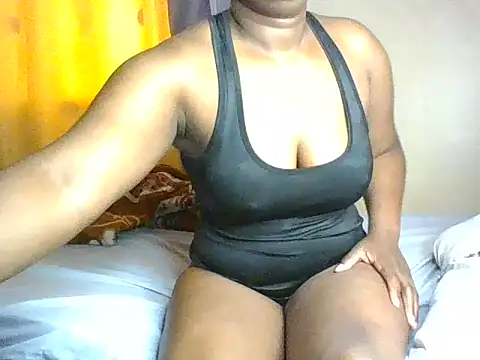 Missshelo online show from May 2026 05:47:01 AM