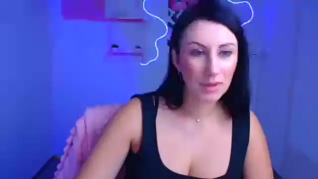 Loren Moa online show from October 2025 06:59:01 AM