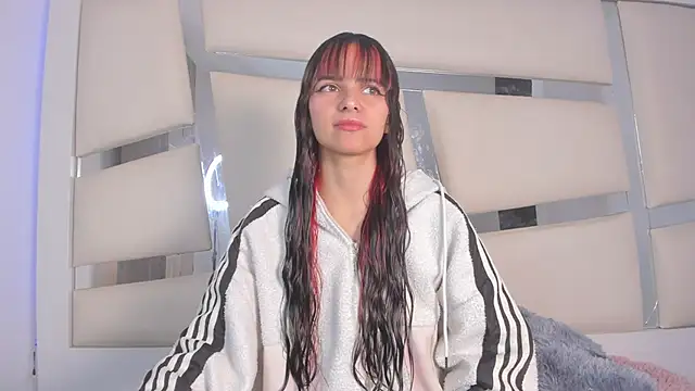 chrystal js online show from February 2025 01:08:02 PM