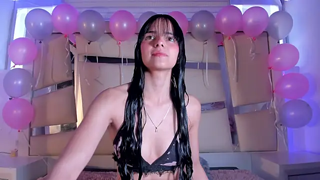 chrystal js online show from October 2025 01:23:02 PM