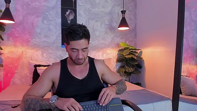 Nate franco online show from October 2025 04:24:02 AM