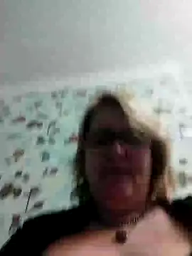 Forest-Lady online show from February 2025 08:31:01 PM