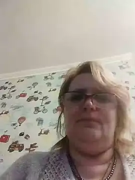 Forest-Lady online show from February 2025 03:09:01 PM