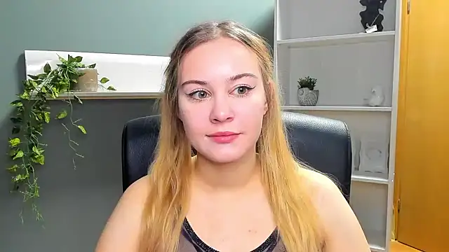 kitty valeria online show from January 2025 07:46:02 AM