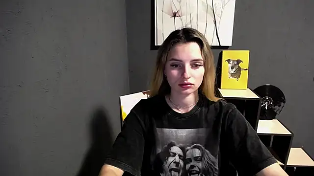 Snapshot of lady_olivia_ chatting on May 2026 02:14:01 PM lady olivia online show from May 2026 02:14:01 PM