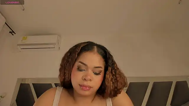 Samanntha Rose online show from October 2025 07:36:02 PM