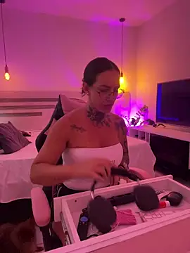 YasmimBrasil online show from March 2026 08:26:01 PM