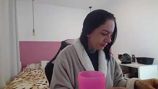 YasmimBrasil online show from July 2026 06:05:01 AM