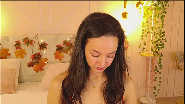 Lolly Neal online show from October 2025 04:51:02 AM