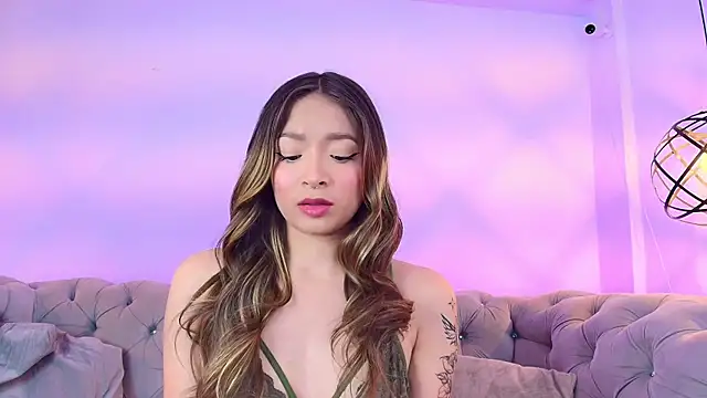 Victoria Adams14 online show from September 2025 02:57:01 AM