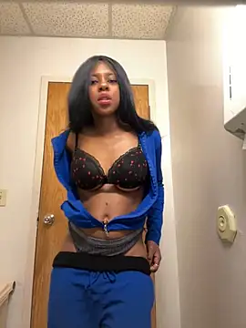 Snapshot of CamGirlLeanna chatting on March 2025 03:24:01 PM CamGirlLeanna online show from March 2025 03:24:01 PM