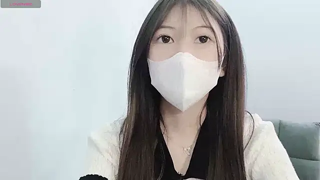 tanhxiu online show from December 2024 05:00:01 PM