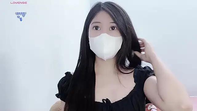 tanhxiu online show from November 2025 05:12:01 PM