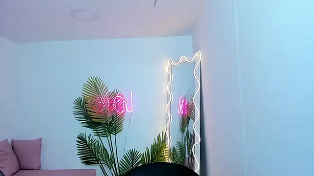 Chiara tay online show from January 2025 07:15:01 PM