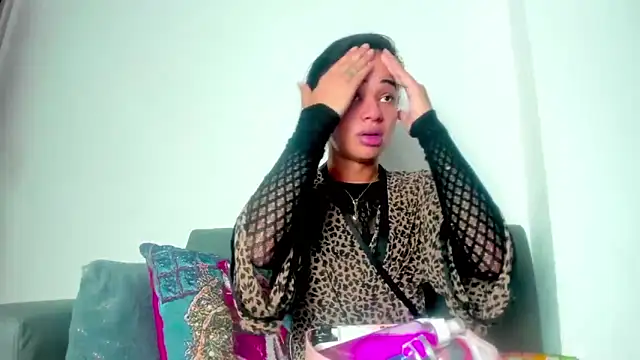 meghanSusexx online show from December 2025 06:39:02 AM