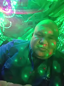 thecoolarrow online show from October 2025 12:06:02 PM