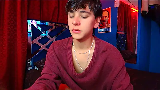 Luke Howland online show from October 2025 01:17:01 AM