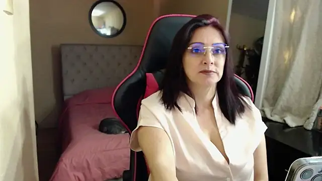 Carol Scottt online show from March 2026 09:18:02 PM