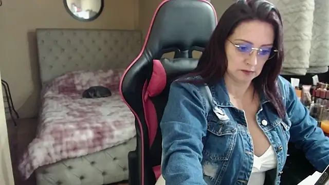 Snapshot of Carol_Scottt chatting on June 2026 10:16:02 PM Carol Scottt online show from June 2026 10:16:02 PM