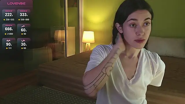 Snapshot of sadetuiningaa chatting on September 2025 12:22:02 AM sadetuiningaa online show from September 2025 12:22:02 AM