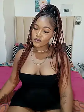 charmainexxx online show from April 2026 01:15:02 PM