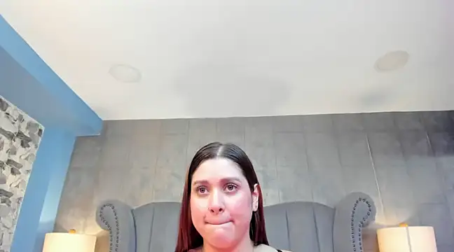 SophiaLaurens online show from February 2025 06:37:01 PM