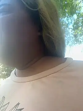 Snapshot of JCCaramelbarbie1 chatting on March 2026 02:35:02 PM JCCaramelbarbie1 online show from March 2026 02:35:02 PM