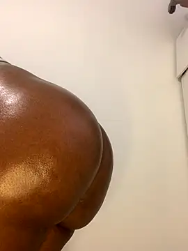 Africanbootie online show from November 2025 06:19:02 AM