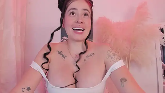 msschloee  online show from July 2026 07:42:02 PM