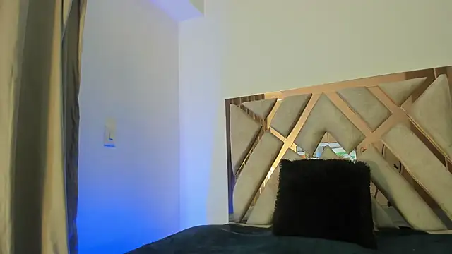 taurus boy1 online show from April 2026 11:07:02 AM