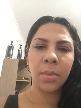 Snapshot of bellinii07 chatting on February 2026 02:02:02 AM bellinii07 online show from February 2026 02:02:02 AM