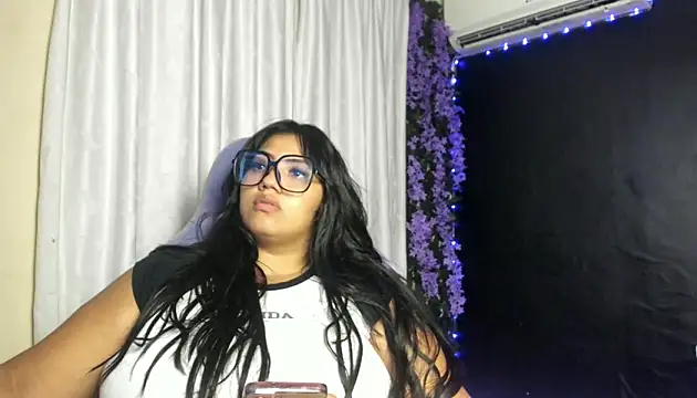 AvrilRizoX online show from April 2026 05:43:02 AM