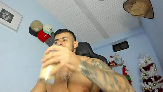 Snapshot of _Poseidon1_ chatting on January 2026 04:05:02 AM Poseidon1 online show from January 2026 04:05:02 AM