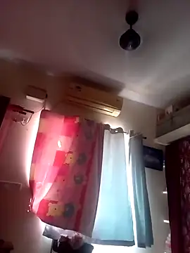 Snapshot of Aishu-tamil09 chatting on December 2024 02:16:01 AM Aishu-tamil09 online show from December 2024 02:16:01 AM