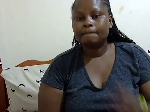 Snapshot of Pretty_lilly02 chatting on November 2025 06:53:02 PM Pretty lilly02 online show from November 2025 06:53:02 PM