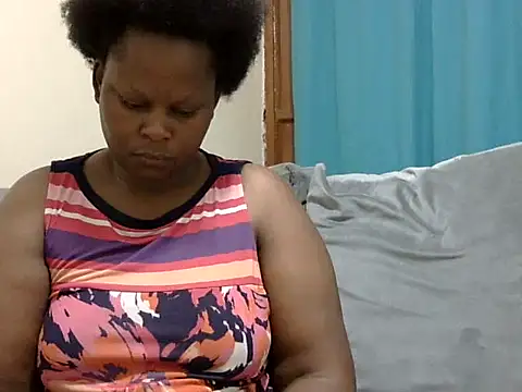Snapshot of Pretty_lilly02 chatting on April 2026 04:17:01 AM Pretty lilly02 online show from April 2026 04:17:01 AM