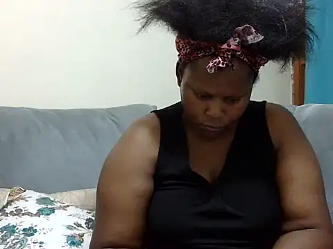 Snapshot of Pretty_lilly02 chatting on May 2026 04:09:02 AM Pretty lilly02 online show from May 2026 04:09:02 AM