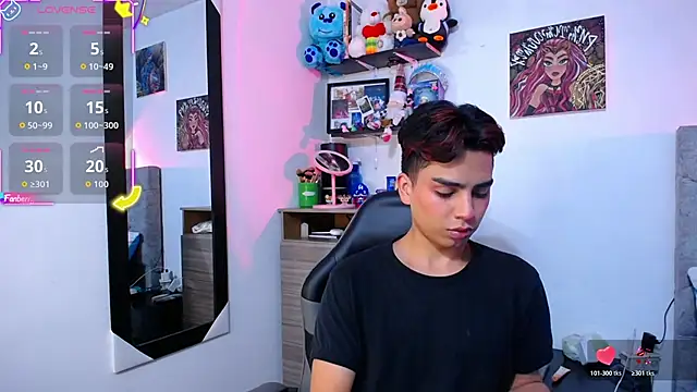 OwenBluee online show from February 2026 07:12:02 AM