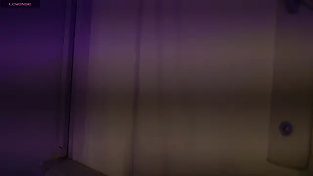 mia six66 online show from November 2025 05:25:02 PM