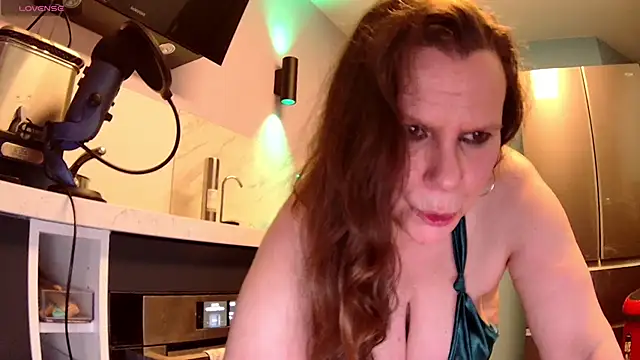 Endrocleia online show from January 2025 11:23:01 PM